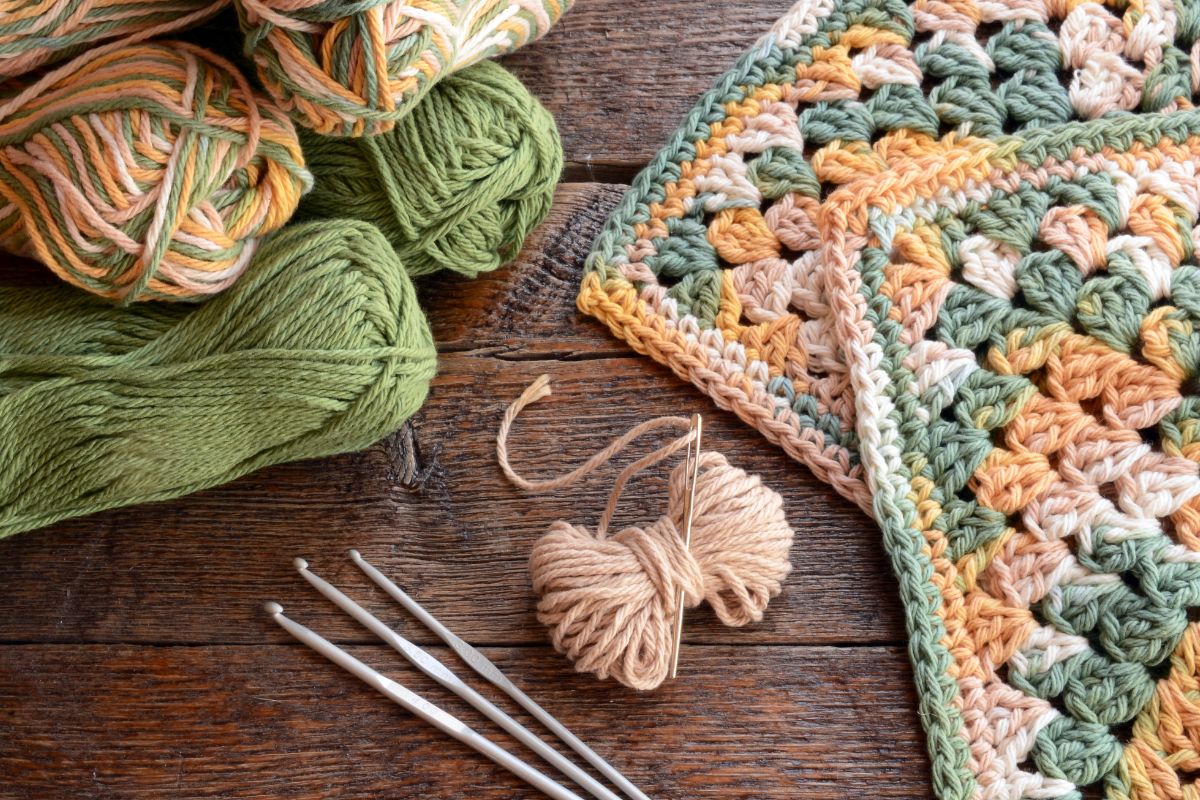 10 Beautiful Crochet Sunflower Patterns For Crochet Inspiration