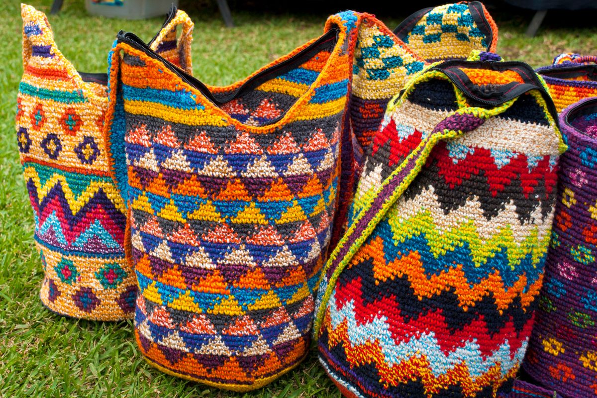 10 Beautiful Handbag Purse Crochet Patterns For Crochet Inspiration
